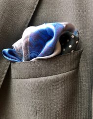 Moonlight window blue polka in pocket